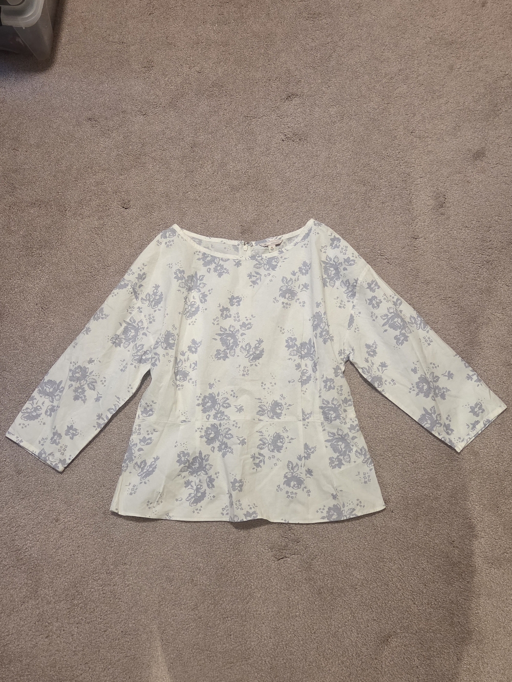 GAP White Cotton Floral Peplum Blouse